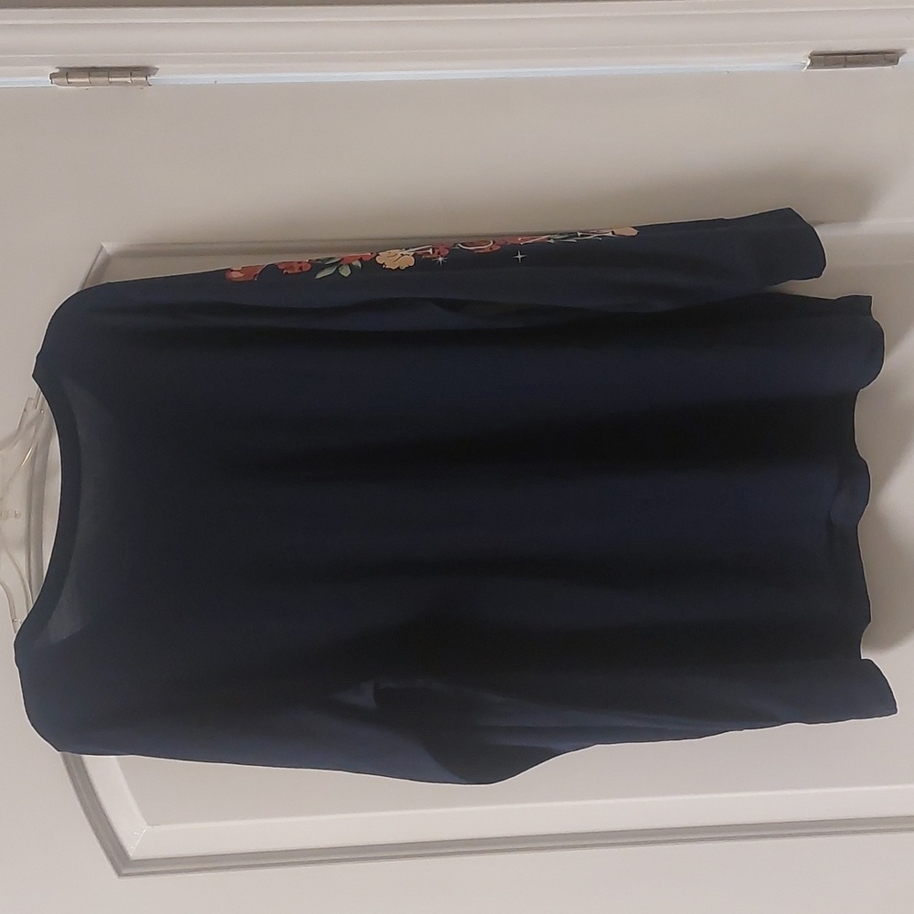 Torrid Navy Floral Celestial Classic Fit Jersey Crew Neck Long Sleeve Tee Sz 3 - Picture 2 of 16